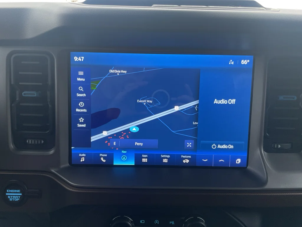 2023 Ford Bronco 4-Door Outer Banks - Photo 22