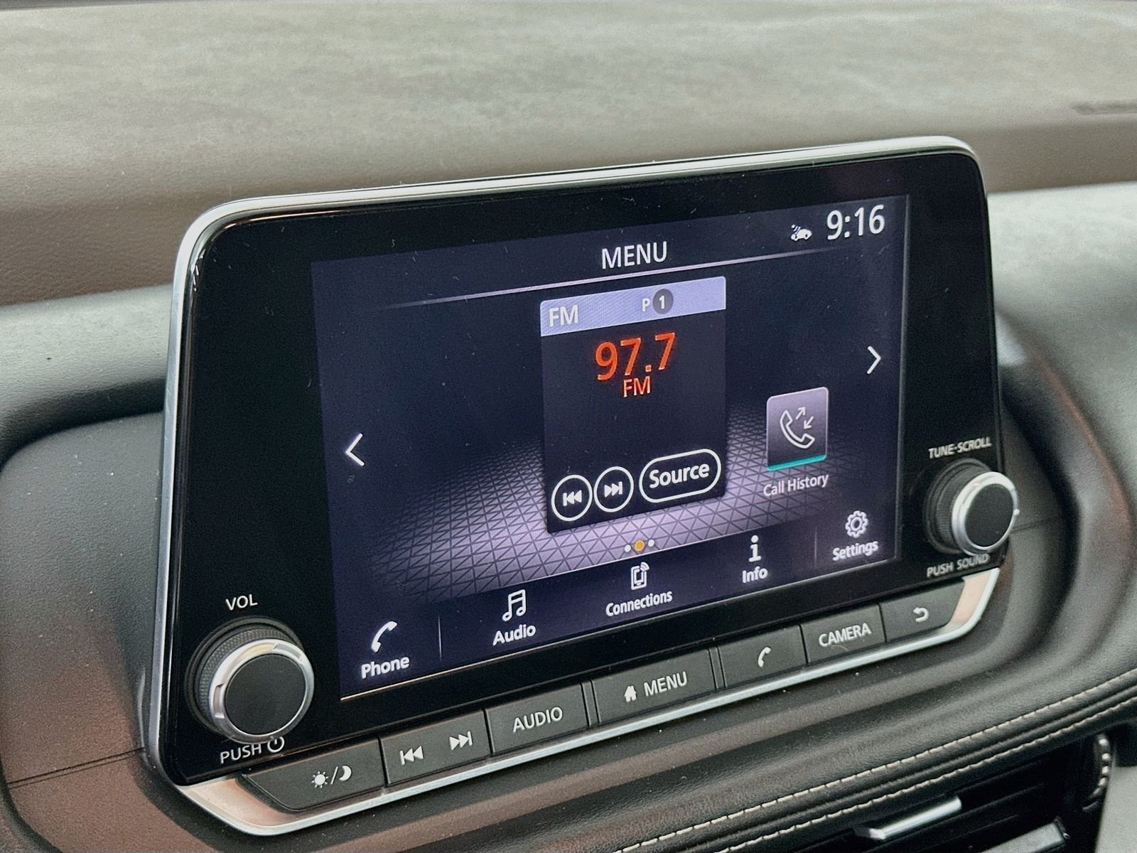 Used 2022 Super Black Nissan SV image 13