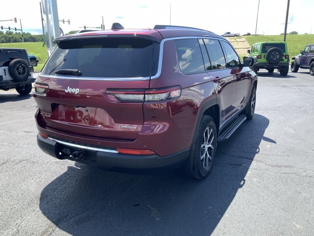 Used 2023 Velvet Red Pearlcoat Jeep Limited image 9