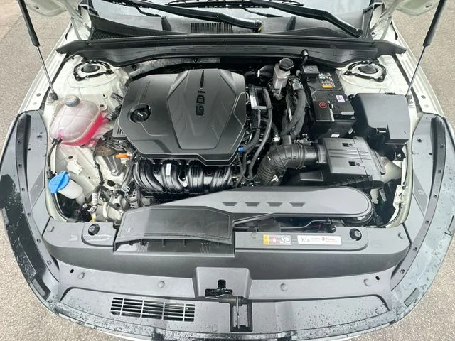 Certified Used 2025 White Kia GT-Line image 28