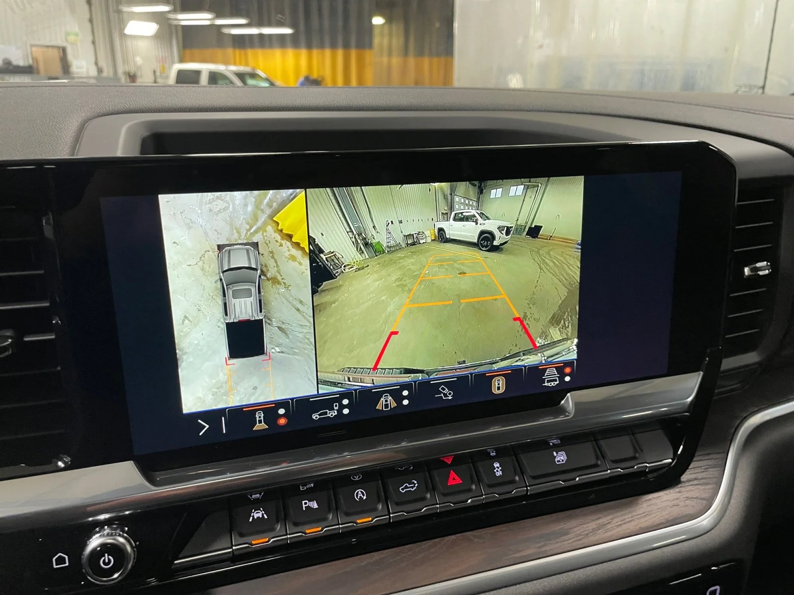 New 2026 Glacier White Tricoat GMC SLT image 23