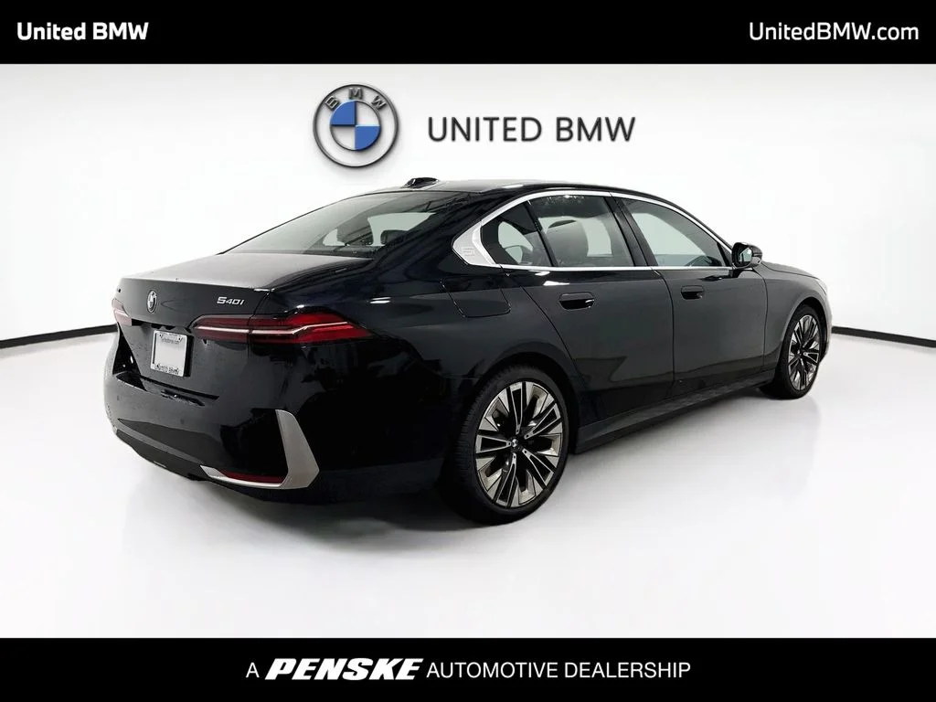 Certified Used 2026 Black Sapphire Metallic BMW 540i xDrive image 5