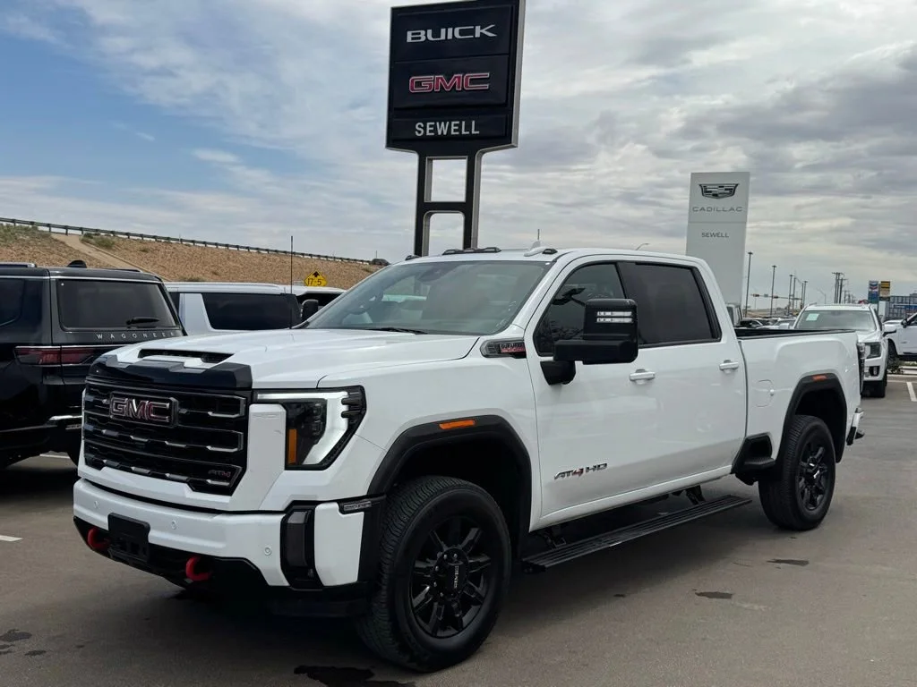 2024 GMC Sierra 4WD Crew Cab Short Box AT4's photo
