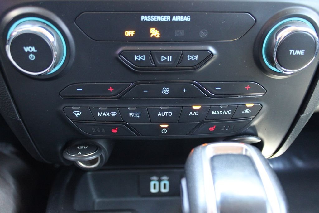 Used 2019 Gray Ford XLT image 30
