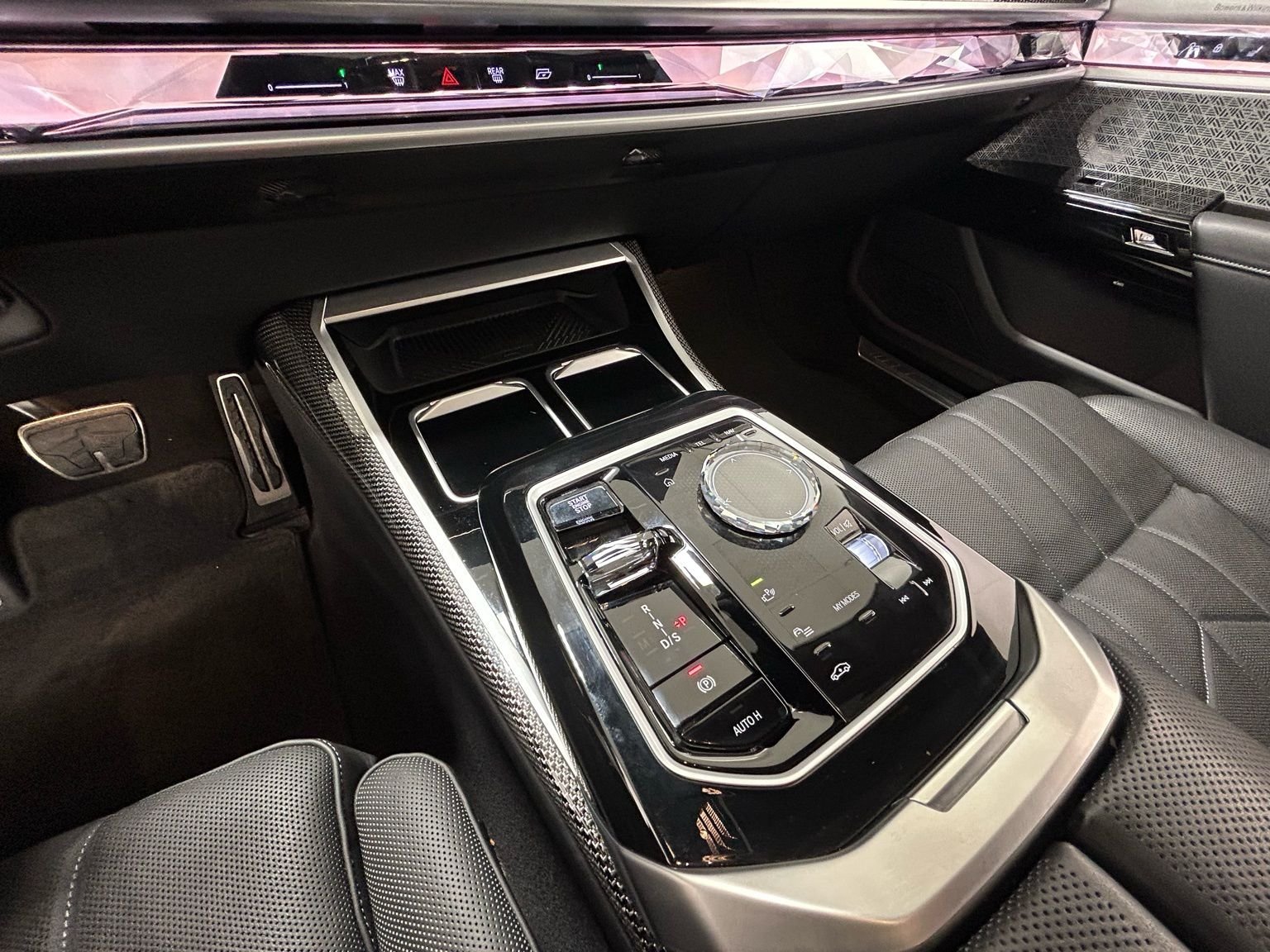 Used 2023 Tanzanite Blue II Metallic BMW 760i xDrive image 22