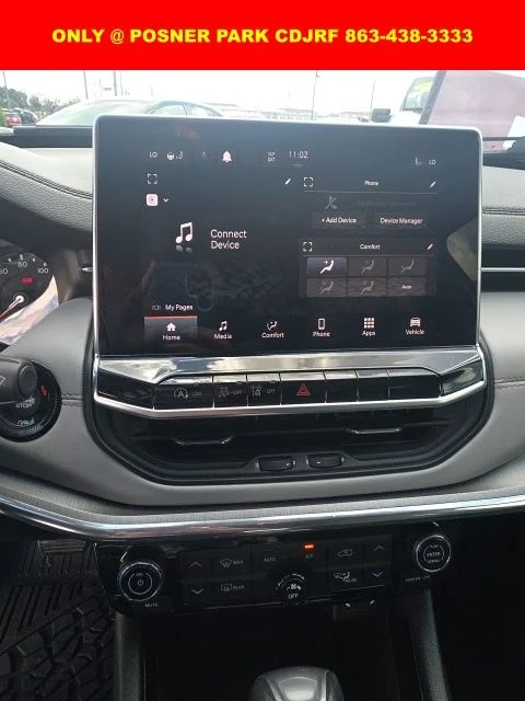 Used 2023 Gray Jeep Limited image 7