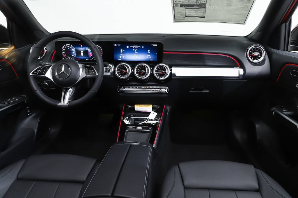 New 2026 MANUFAKTUR Patagonia Red Metallic Mercedes-Benz GLB 250 image 25