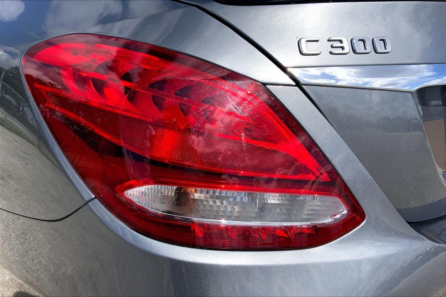 Used 2018 Selenite Grey Metallic Mercedes-Benz C 300 image 28