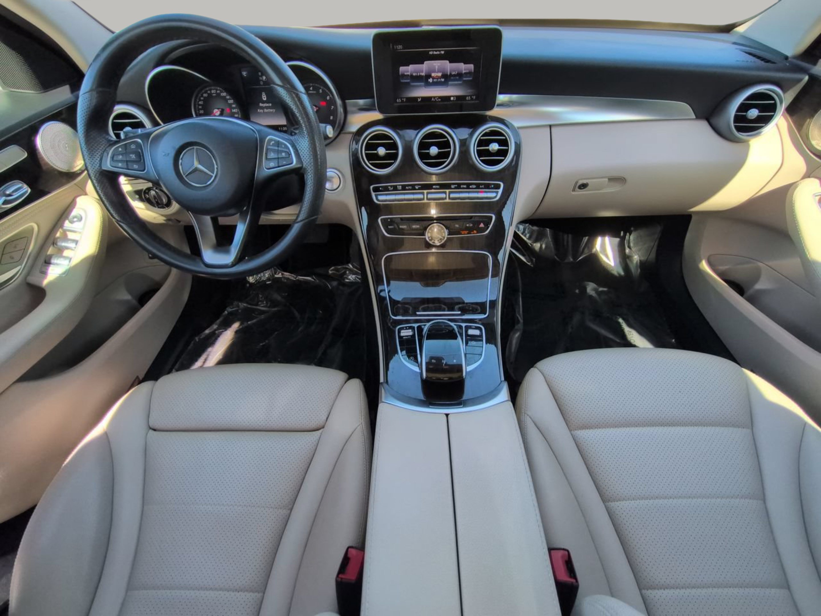 Used 2015 Polar White Mercedes-Benz C 300 image 4