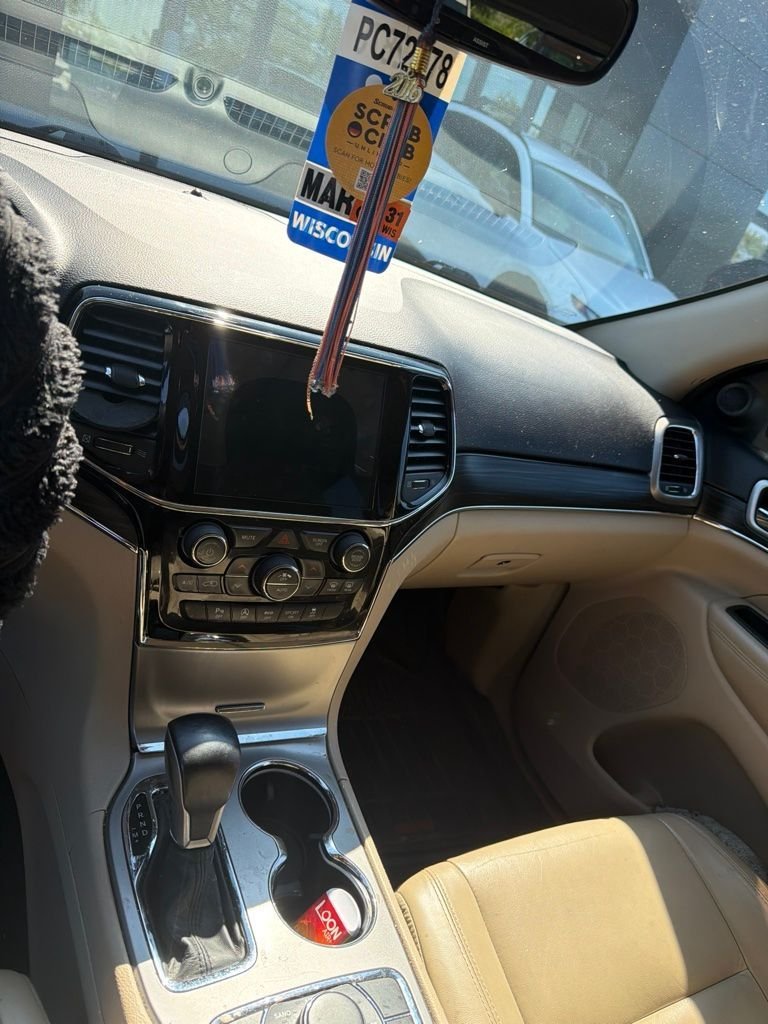 Used 2020 Black Jeep Limited image 16