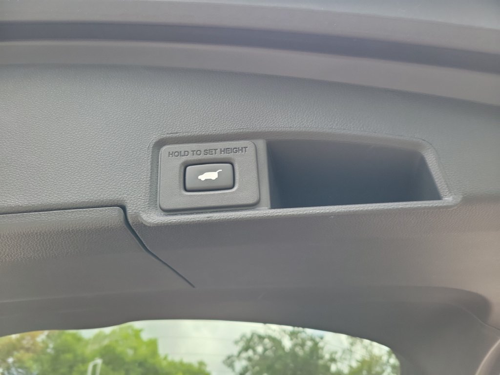 Used 2023  Acura Advance Package image 28