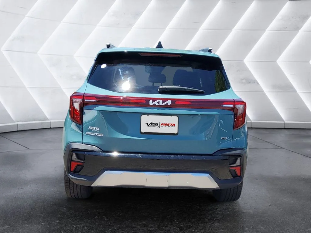 Certified Used 2024 Blue Kia SX image 5