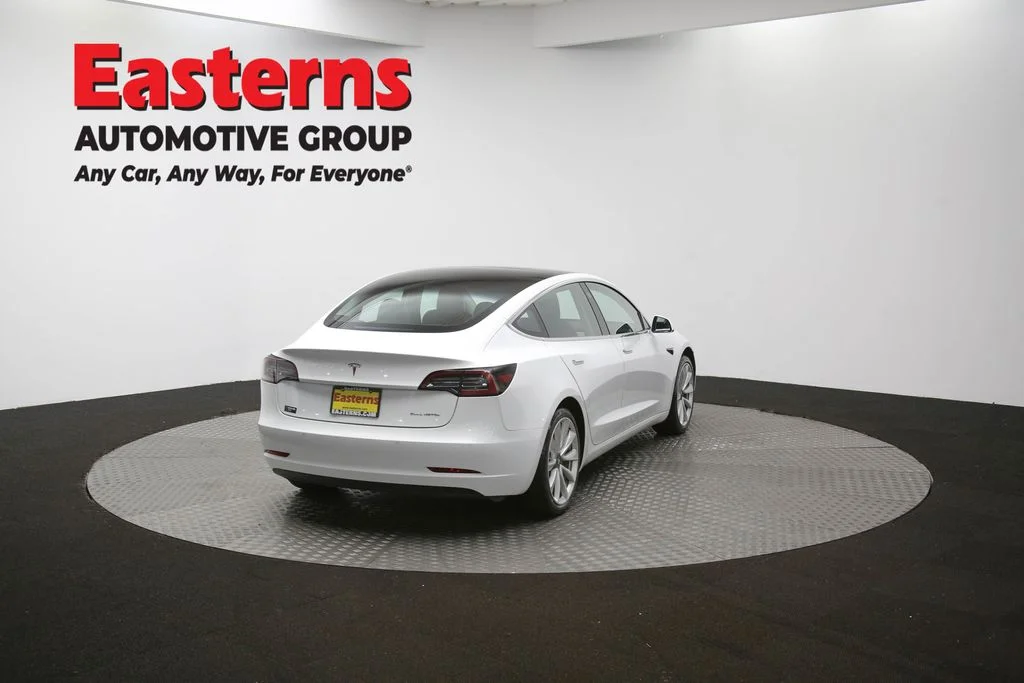 Used 2018 White Tesla Long Range image 38
