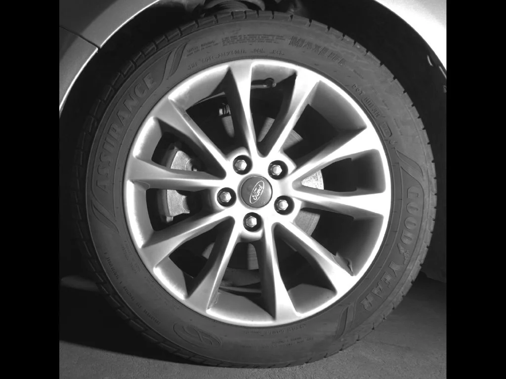 Used 2017 Gold Ford SE image 10