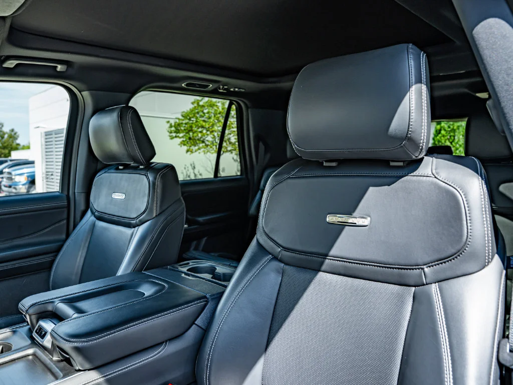 Used 2025 Black Ford Platinum image 32