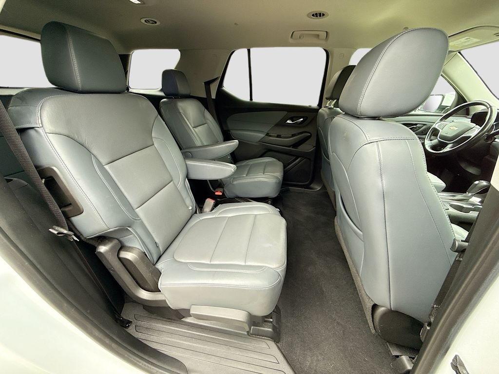 Used 2020 Summit White Chevrolet Premier image 29
