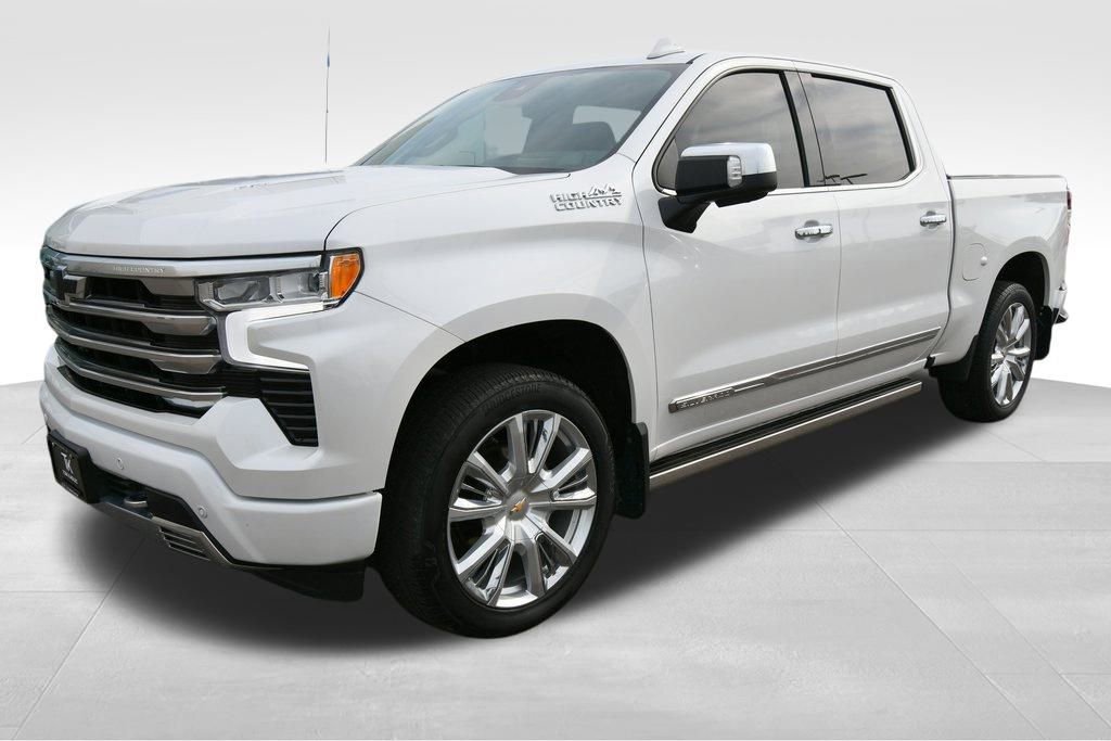 Used 2023 Chevrolet Silverado 1500 High Country with VIN 1GCUDJEL9PZ212853 for sale in North Branch, Minnesota