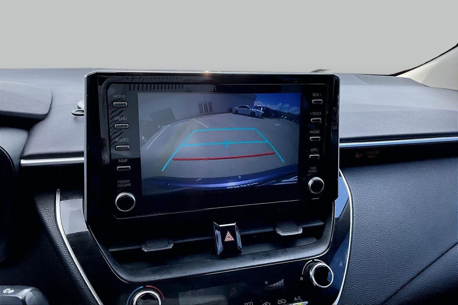 Used 2020 Celestite Toyota LE image 26