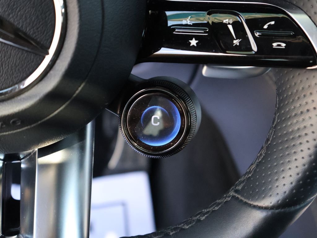 Used 2022 Cirrus Silver Metallic Mercedes-Benz Base image 37