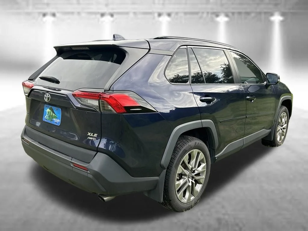 Certified Used 2023 Blueprint Toyota XLE Premium image 5