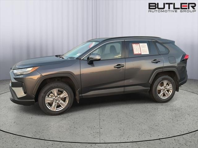 Certified Used 2024 MAGNETIC GRAY MET. Toyota  image 3