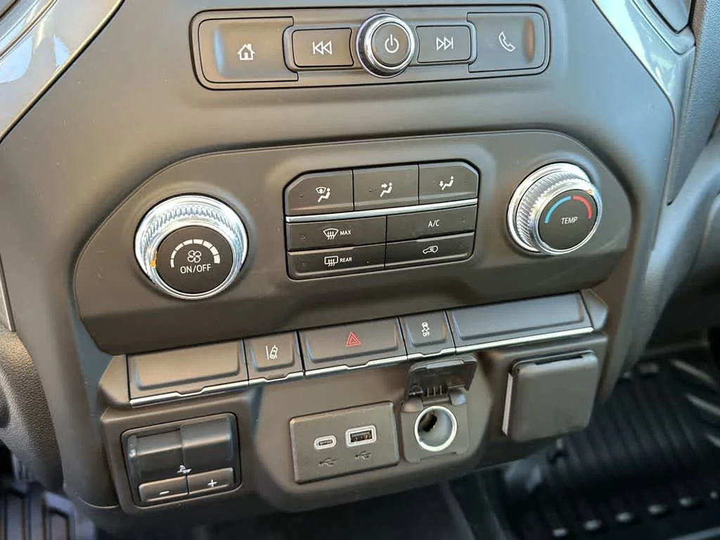 2025 GMC Sierra 3500HD Pro - Photo 49