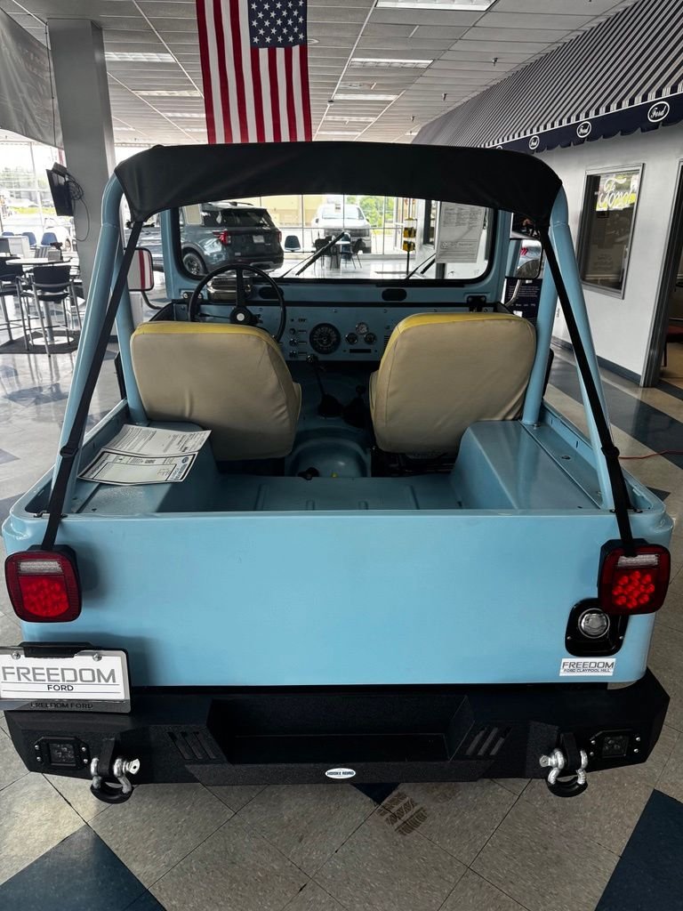 Used 1976 Blue Jeep  image 6