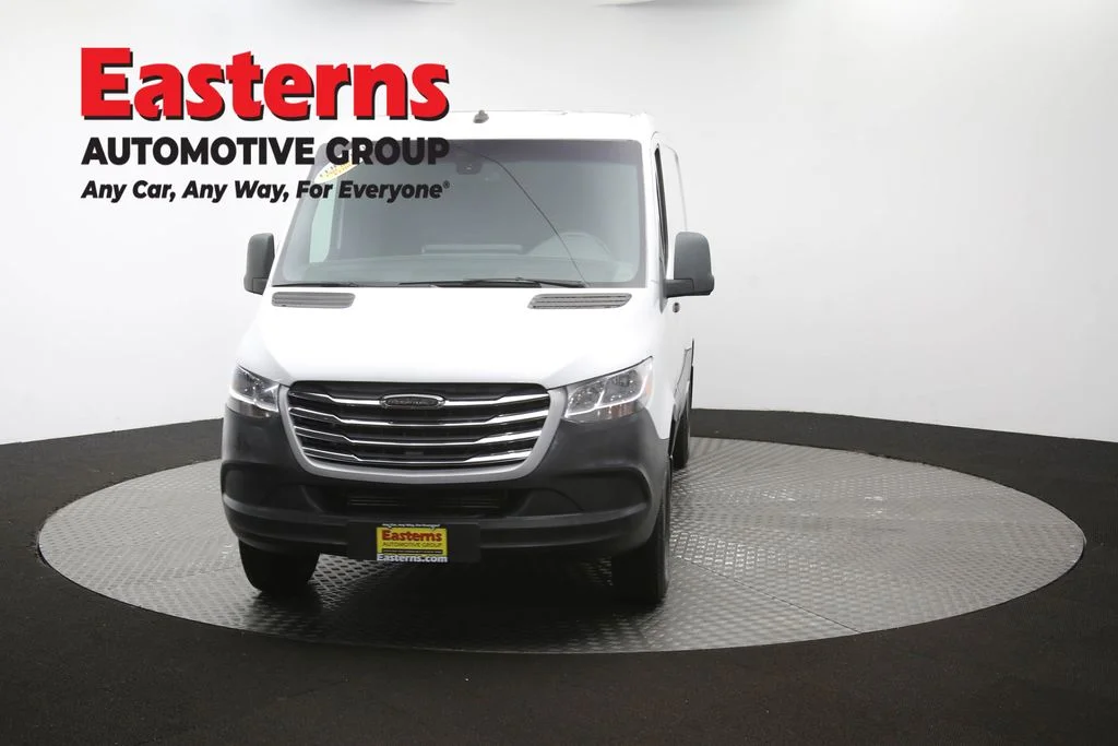 Used 2019 White Freightliner Base image 48