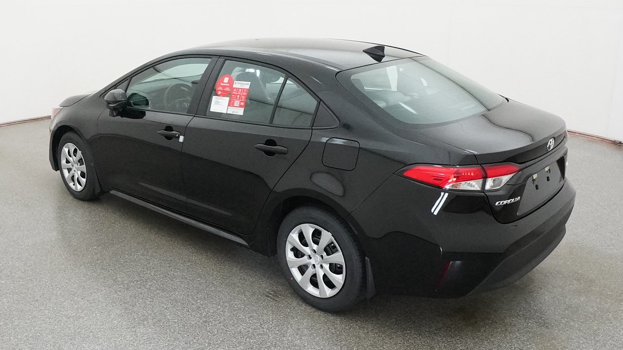 New 2027 Inked Toyota LE image 14