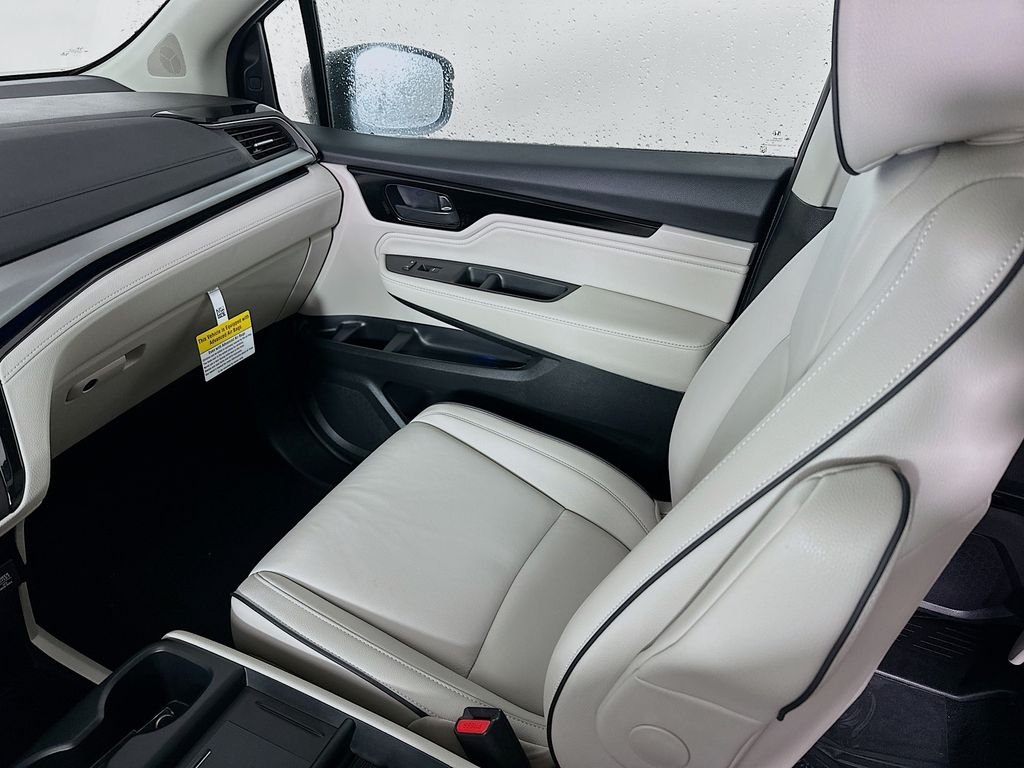 New 2026 Modern Steel Metallic Honda Touring image 24