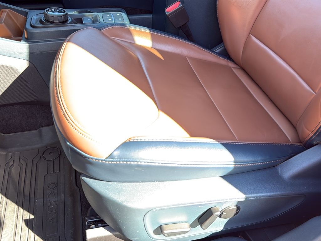 Used 2022 Red Ford Lariat image 13