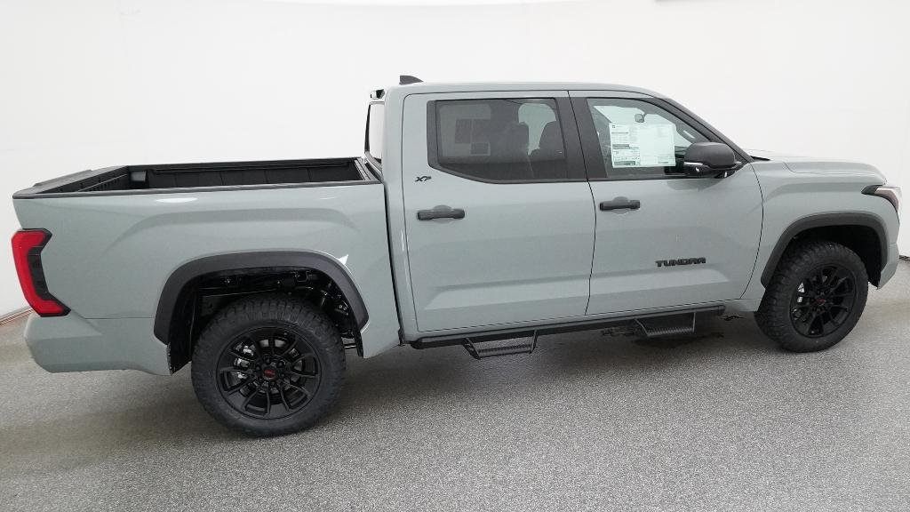 New 2026 Lunar Rock Toyota SR5 image 16