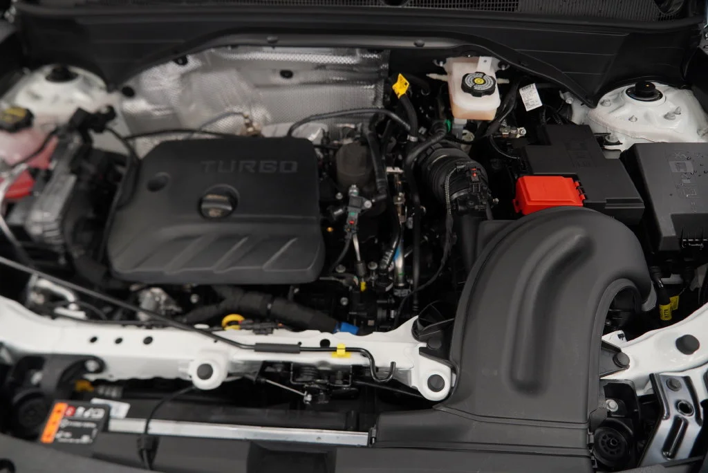 New 2026 Summit White Chevrolet LS image 39
