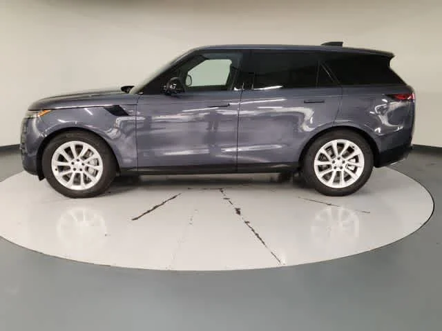 Used 2025 Varesine Blue Metallic Land Rover SE image 5