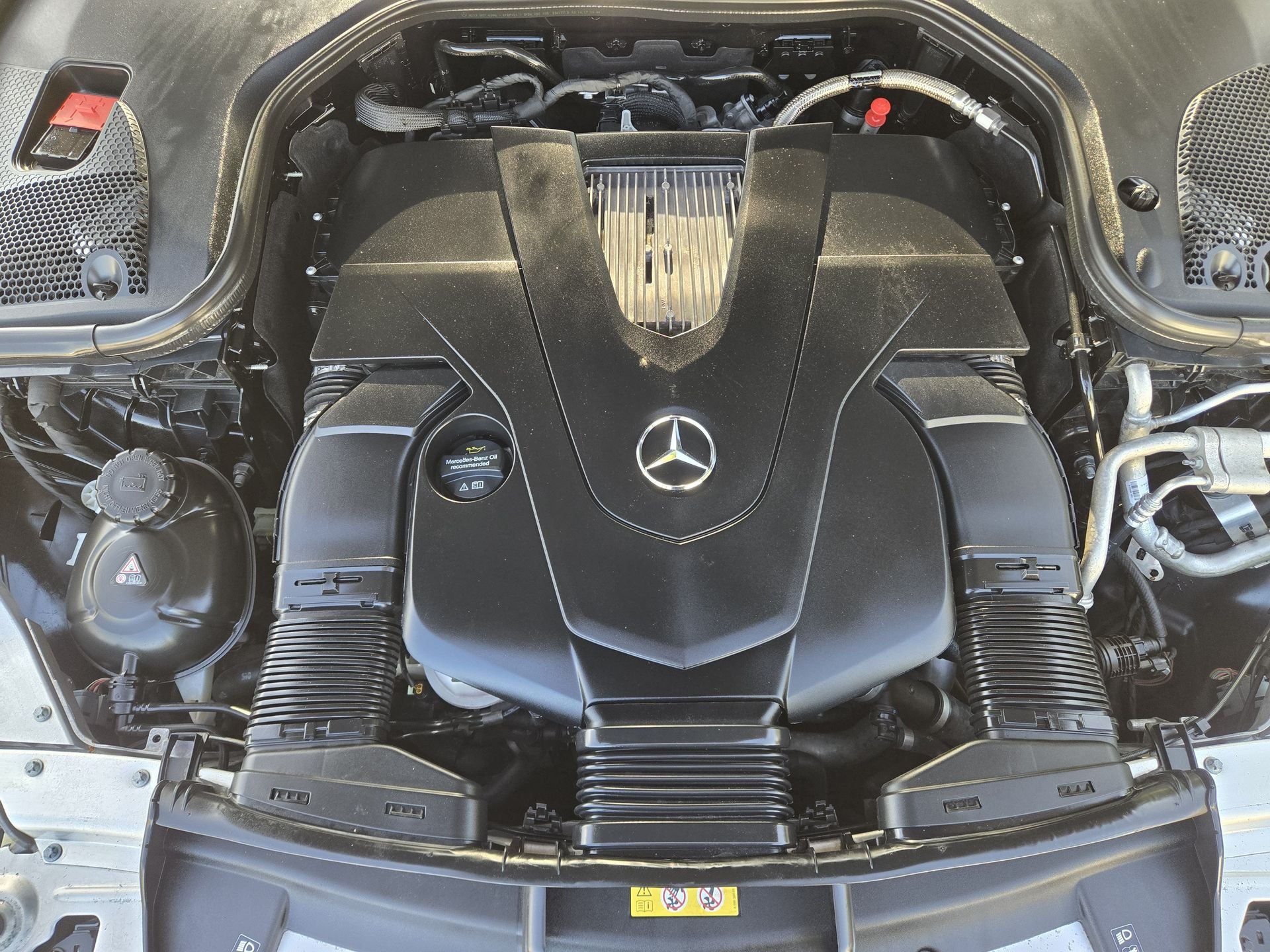 Used 2018 Black Mercedes-Benz E 400 image 31