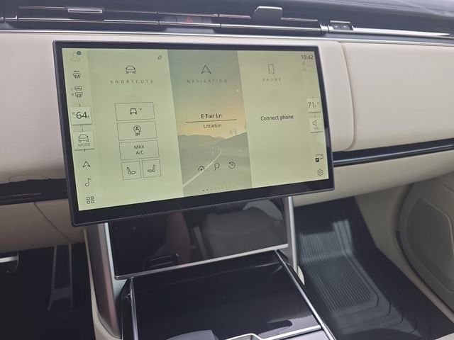 New 2026 Ostuni Pearl White LAND ROVER SE image 15