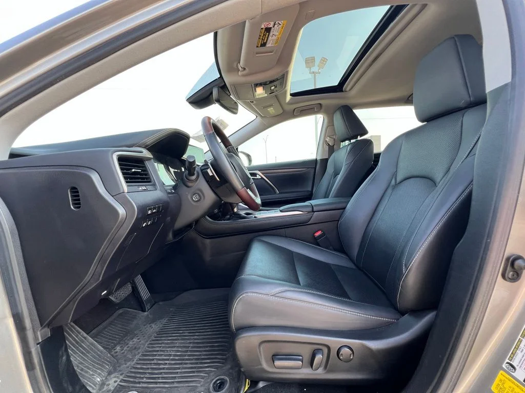 2022 Lexus RX 350 - Photo 23