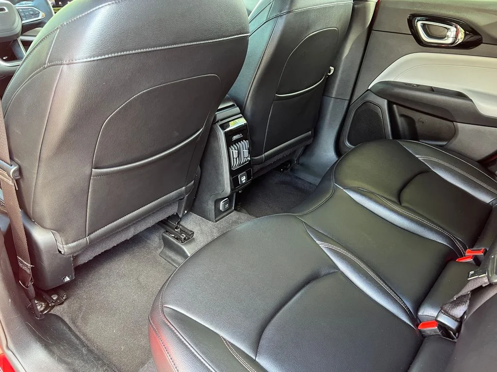 Used 2024 Black Jeep Limited image 32