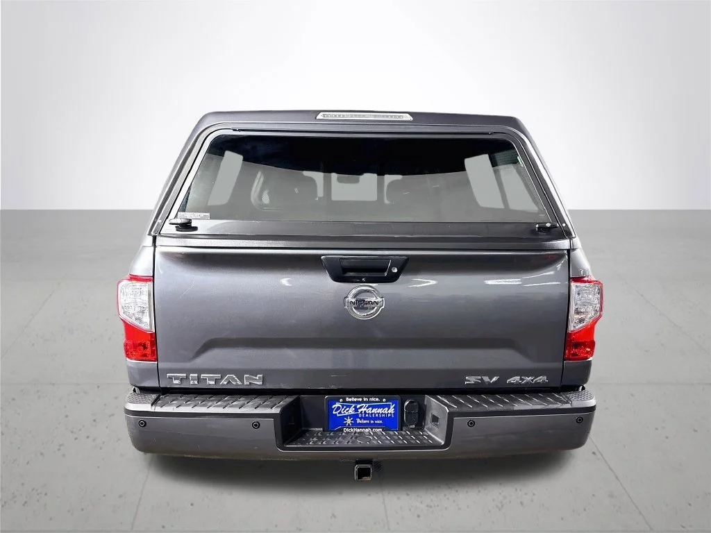 Used 2017 Gray Nissan SV image 7