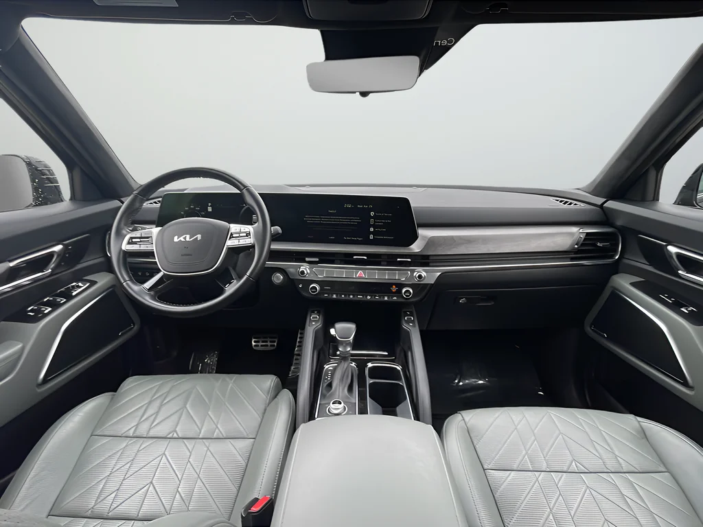 Used 2023 Black Kia SX-Prestige X-Pro image 12