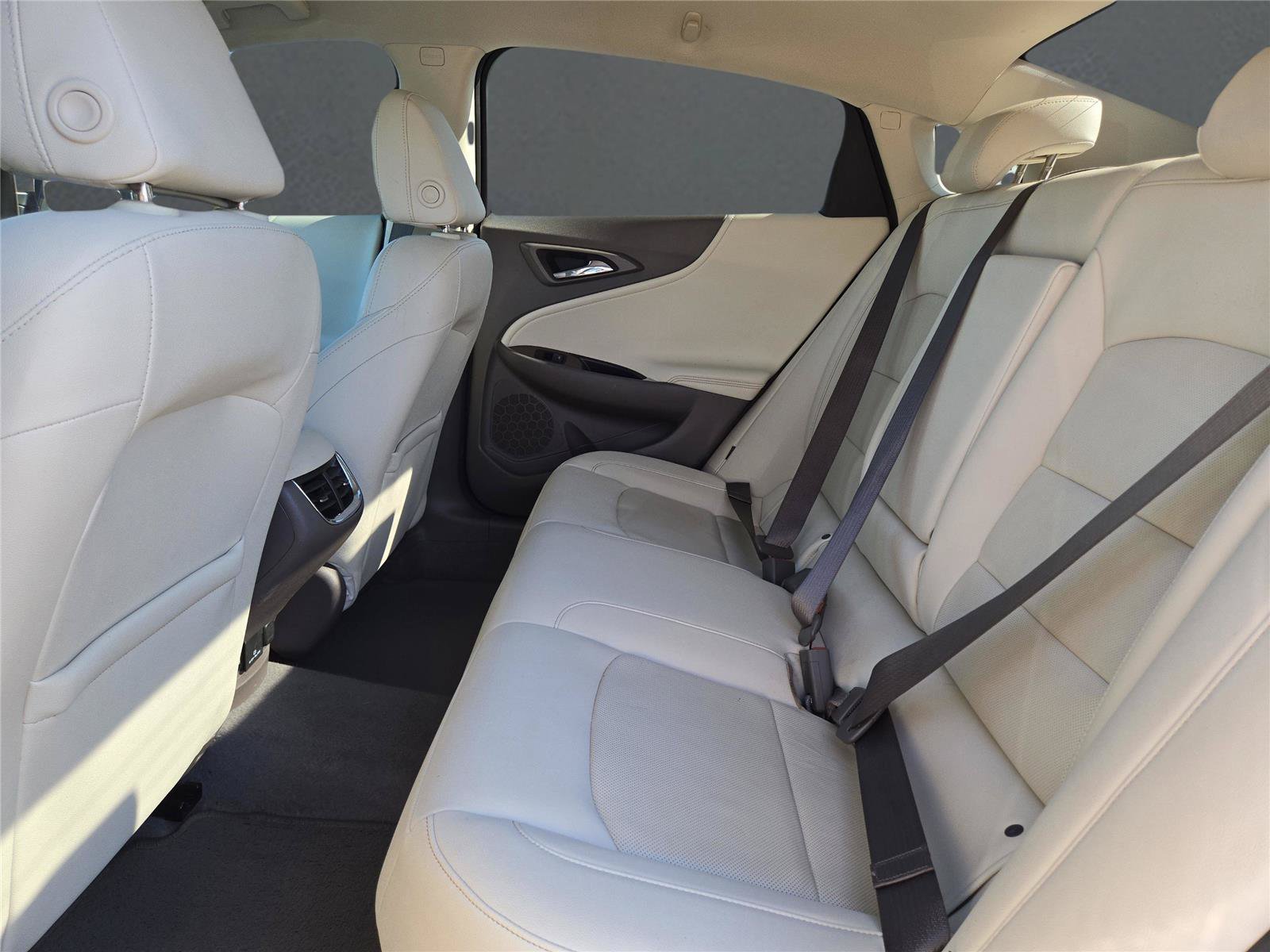 Used 2024 Mineral Gray Metallic Chevrolet LT image 12