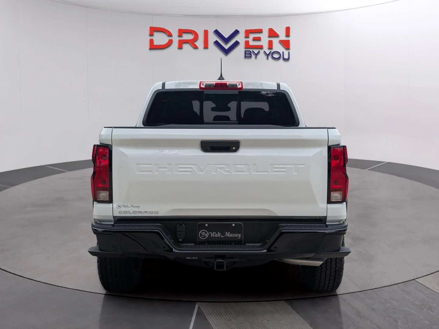 New 2026 Summit White Chevrolet Trail Boss image 4