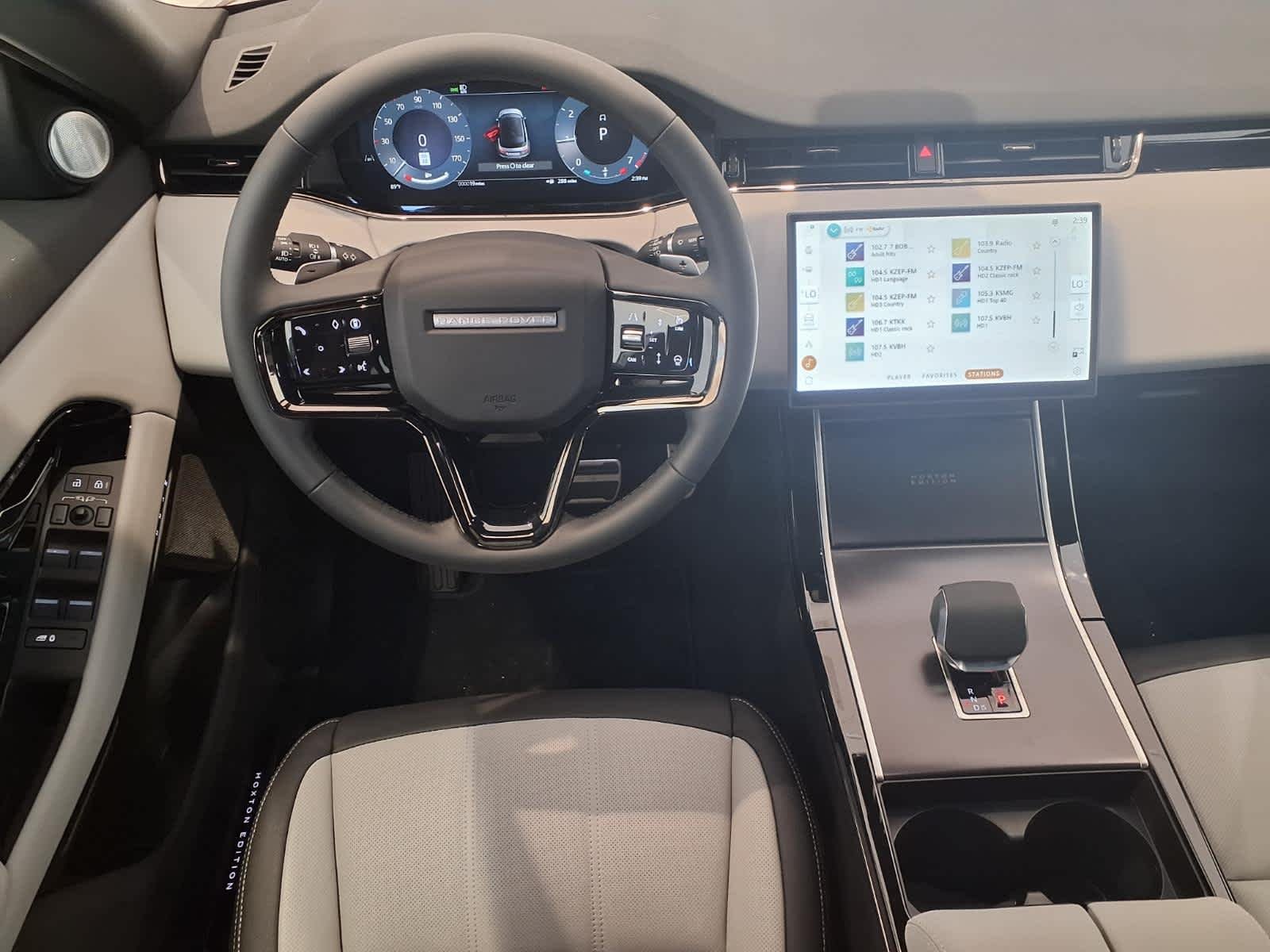 New 2026 Fuji White Land Rover Hoxton Edition image 19