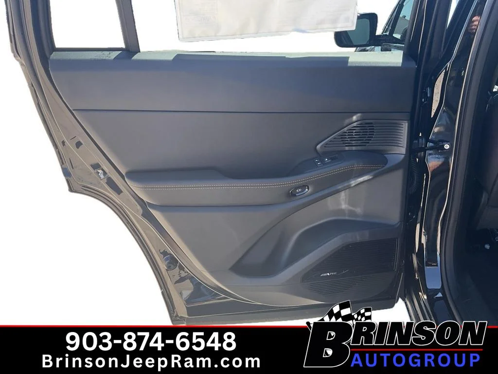 New 2026 Diamond Black Crystal Pearlcoat Jeep 85th Anniversary image 6