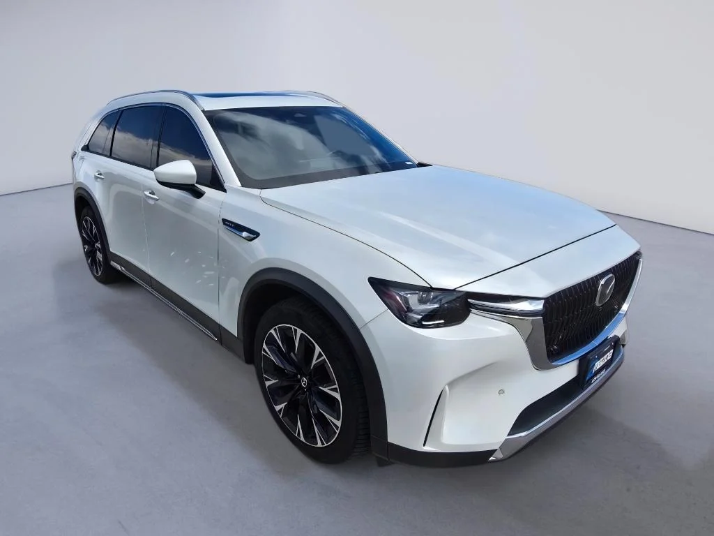 Used 2024 Rhodium White Premium Mazda Premium Plus image 7