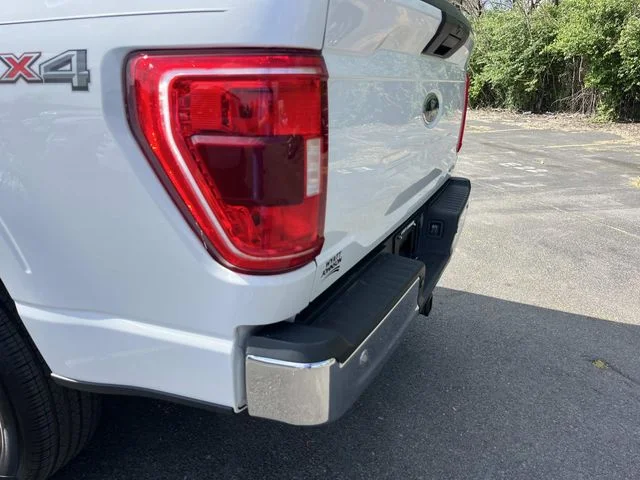 Used 2023 White Ford XLT image 12
