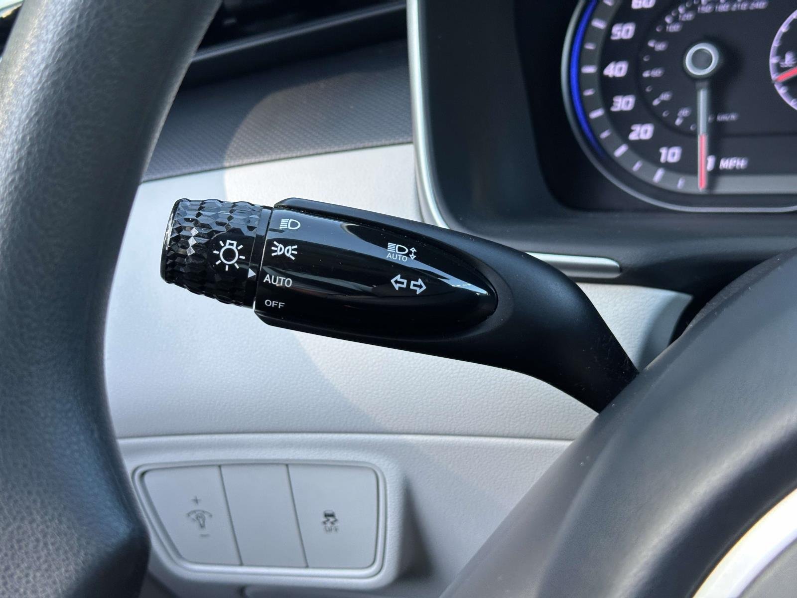 2024 Hyundai Tucson SE - Photo 29