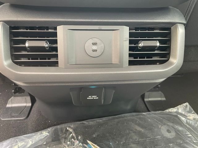 New 2026 Carbonized Gray Metallic Ford XLT image 54