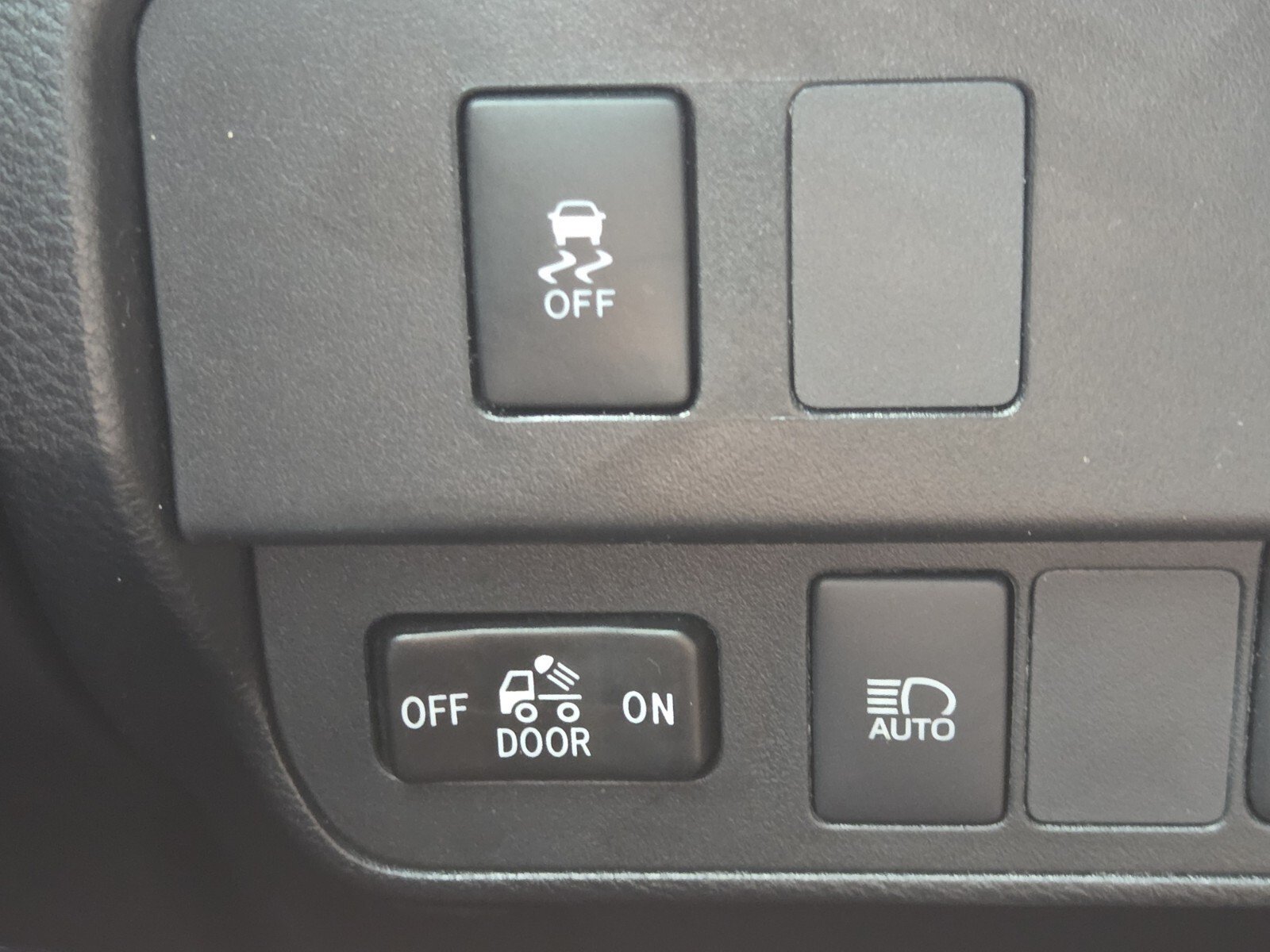 Used 2023 Ice Toyota SR5 image 20