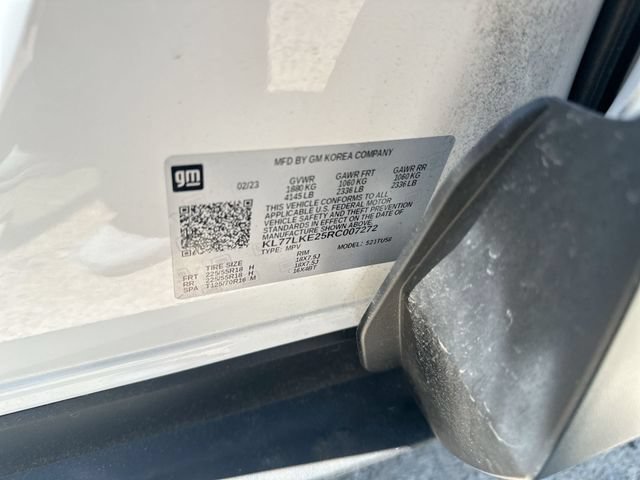 Used 2024 Summit White Chevrolet ACTIV image 36